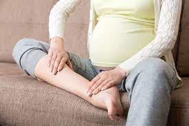 Experiencing leg cramps during pregnancy